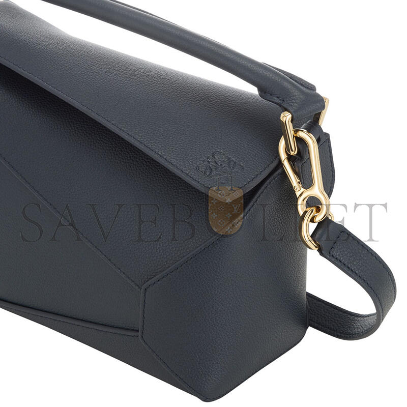L0ew* small puzzle edge bag in soft grained calfskin (24*16.5*10.5cm)
